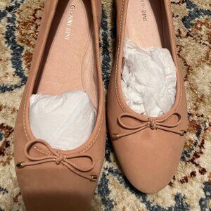 Gianni Bini Tan Leather Flats SZ 8.5M